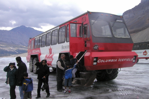 20060808 - 68 Columbia Icefields