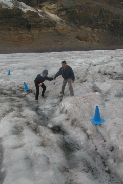 20060808 - 72 Columbia Icefields